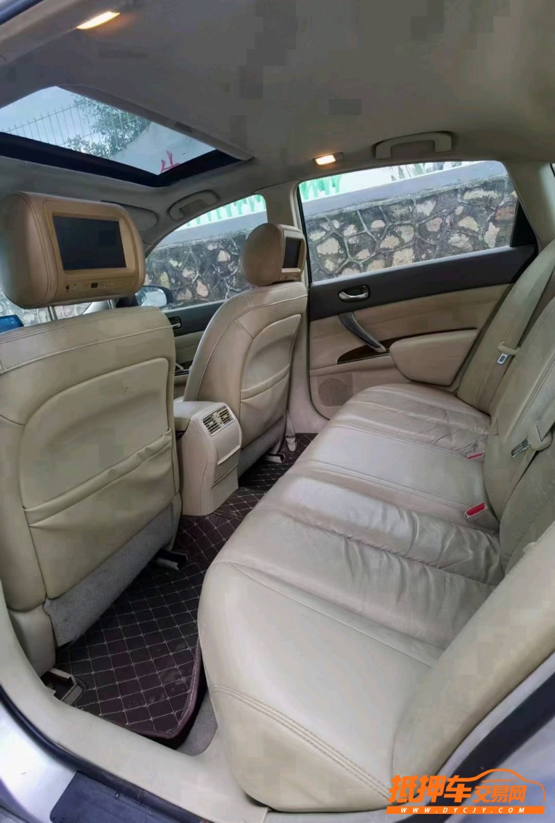 东莞10年日产天籁7