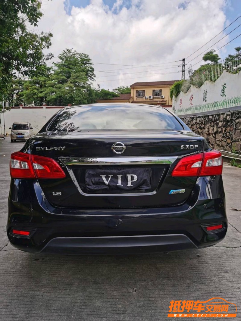 东莞17年日产轩逸8