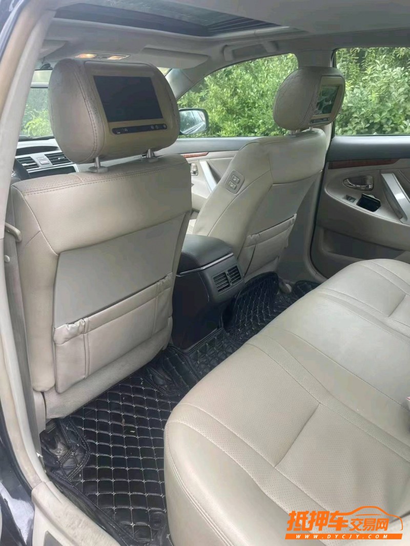 潍坊11年丰田凯美瑞5