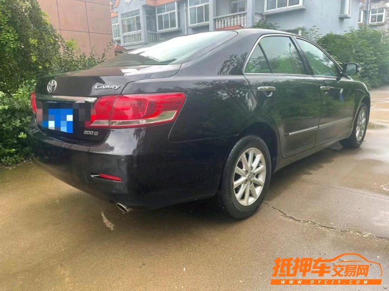 潍坊11年丰田凯美瑞7