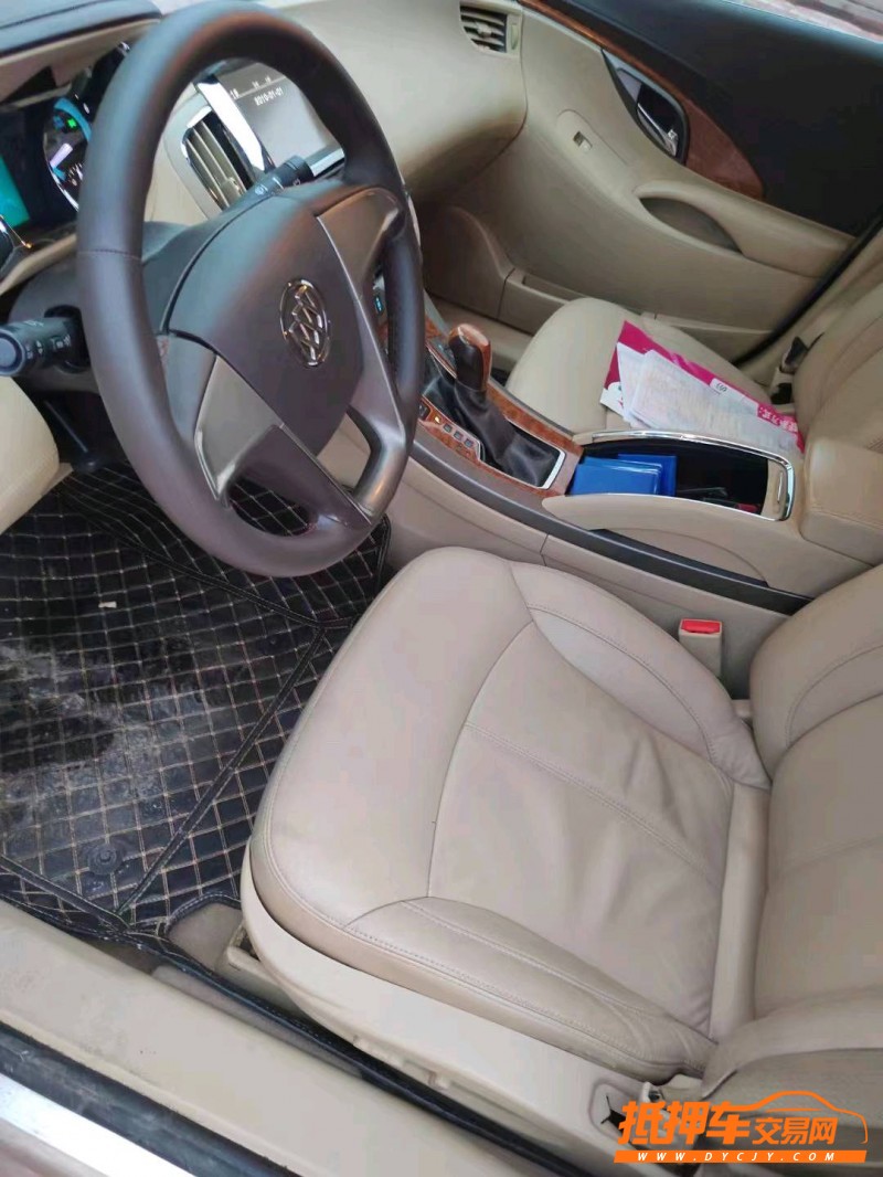 潍坊13年别克君越9