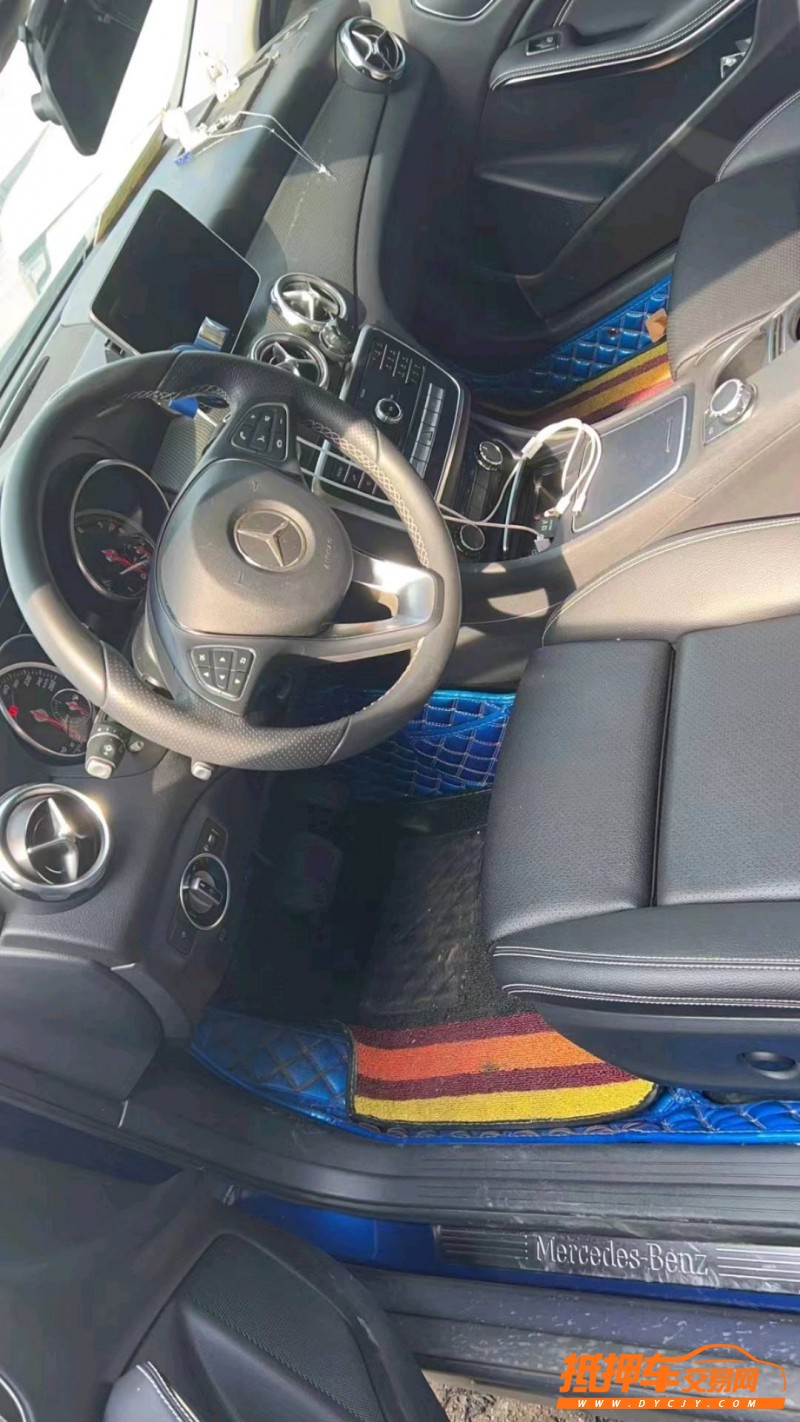 北京18年奔驰GLA4