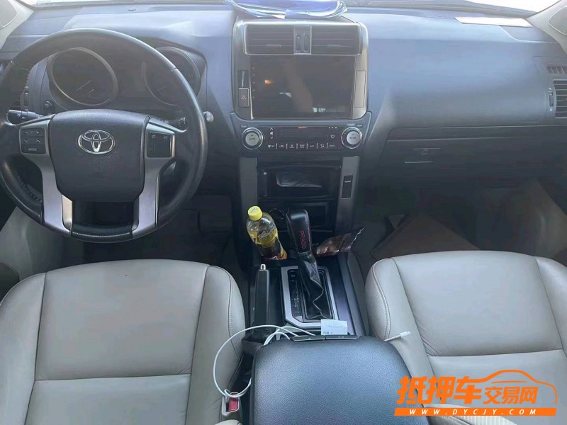 东莞11年丰田普拉多4