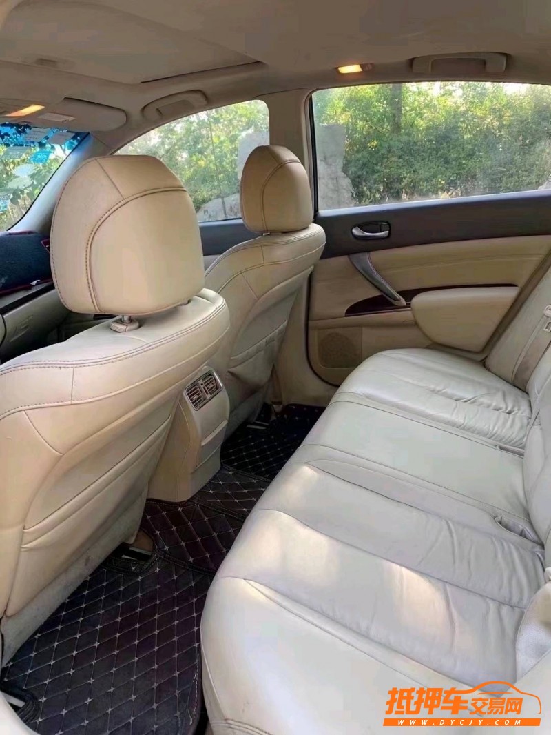 北京11年日产天籁1