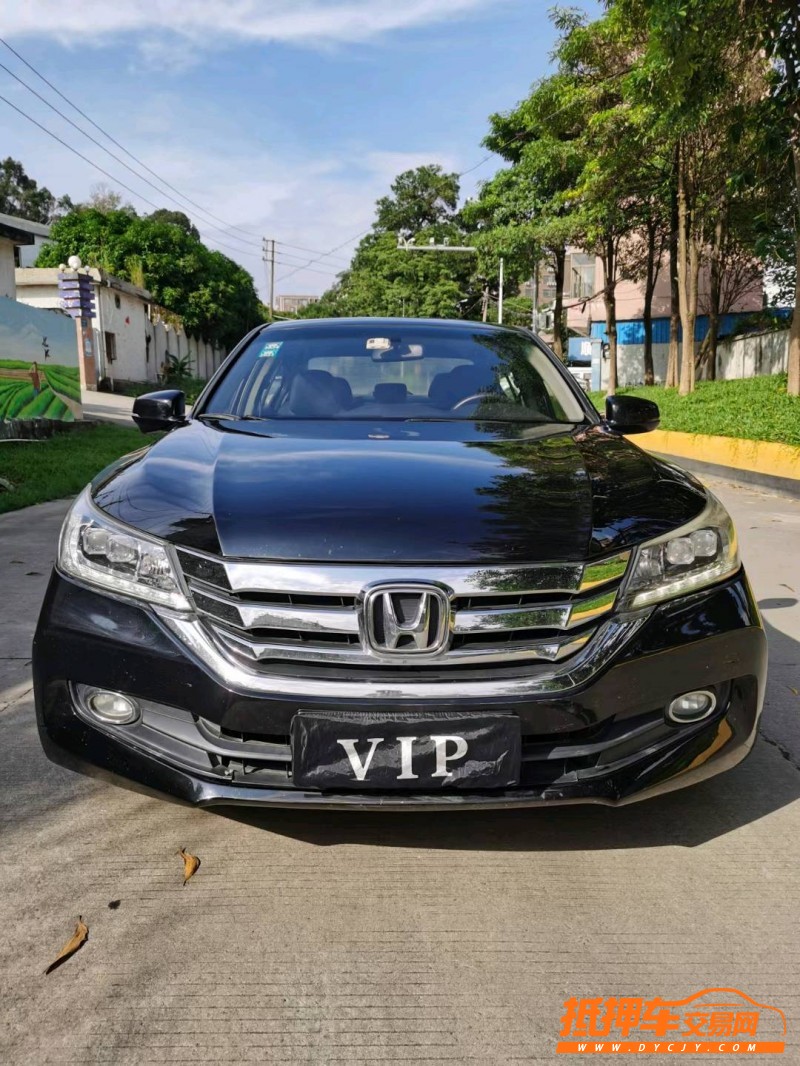 东莞14年本田雅阁1