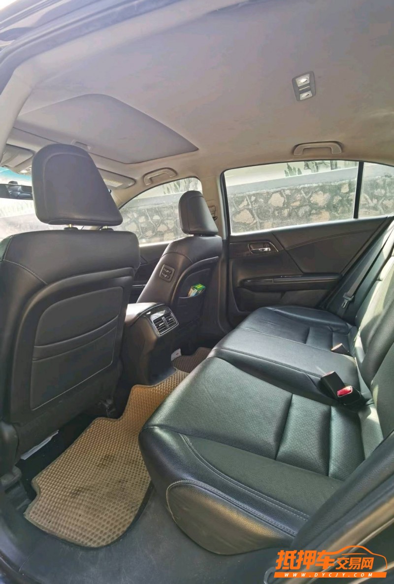 东莞14年本田雅阁7