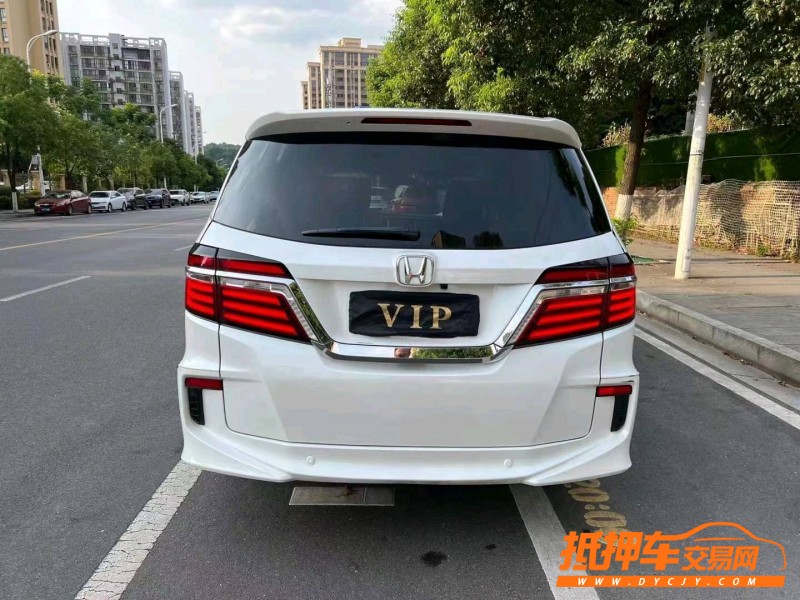 邵阳17年本田艾力绅8