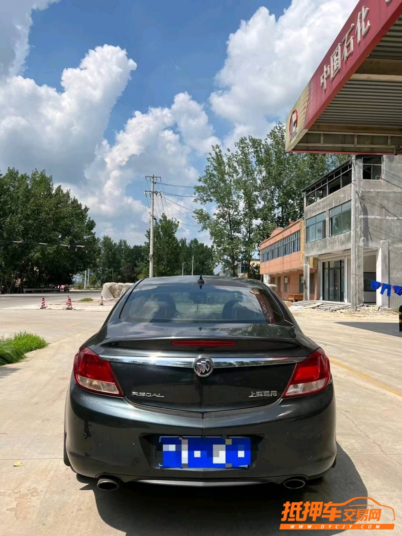 北京11年别克君威9