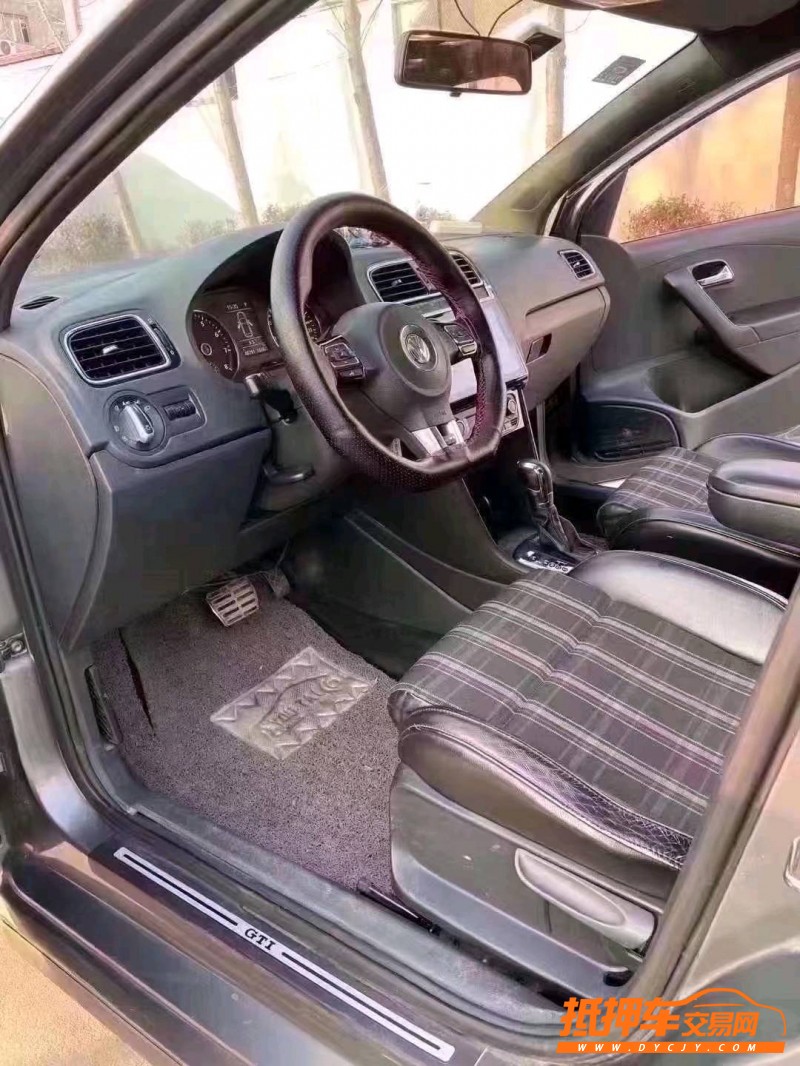 北京12年大众polo5