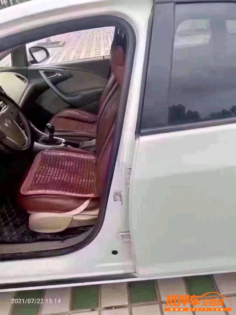 北京14年别克英朗GT6