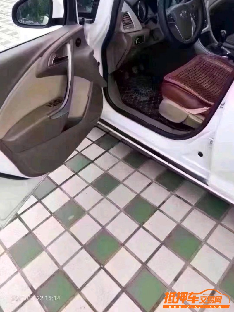 北京14年别克英朗GT8