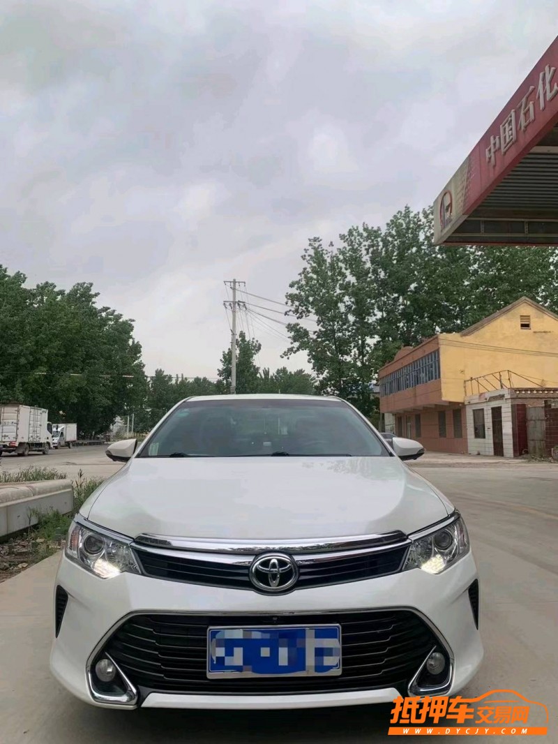 北京17年丰田凯美瑞1