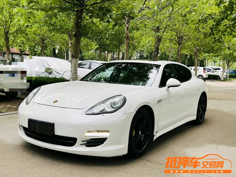 聊城12年保時捷帕拉梅拉8