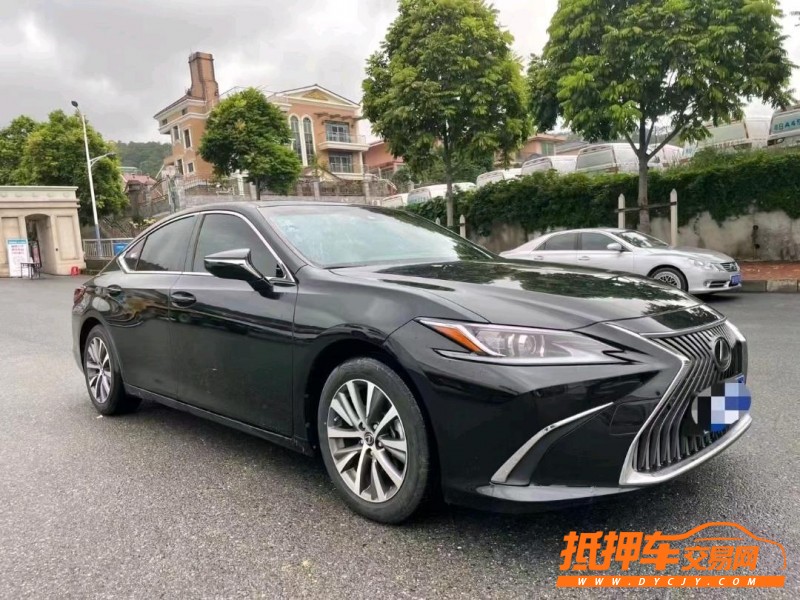 广州18年雷克萨斯ES2