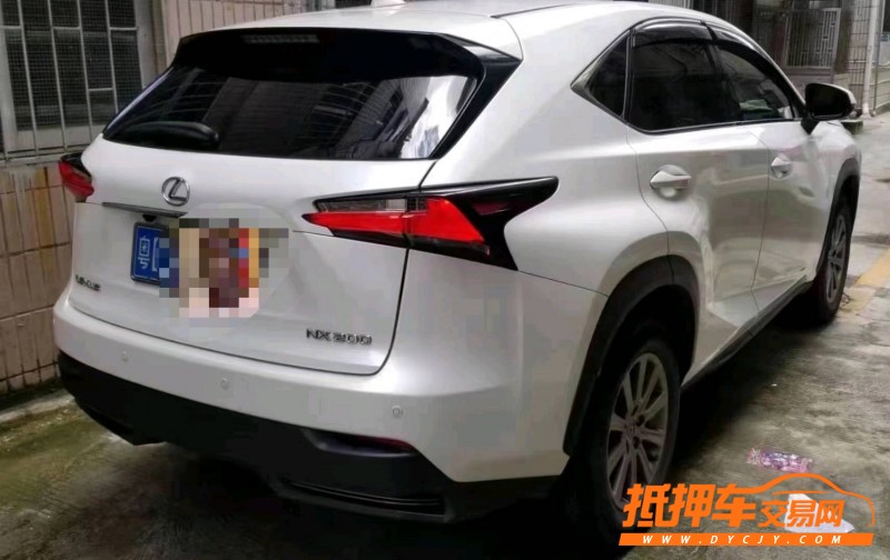 广州16年雷克萨斯NX6