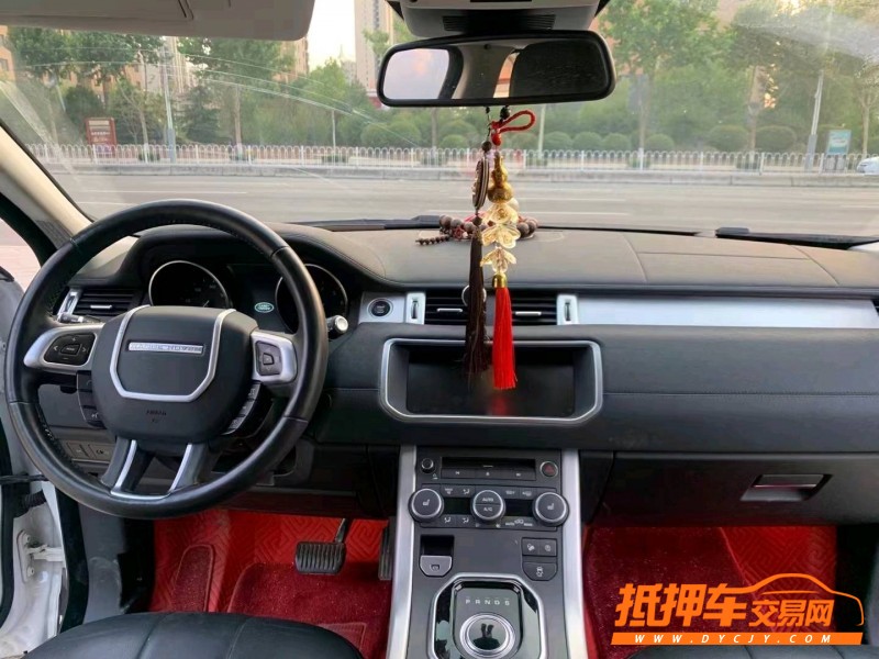 北京18年路虎极光4