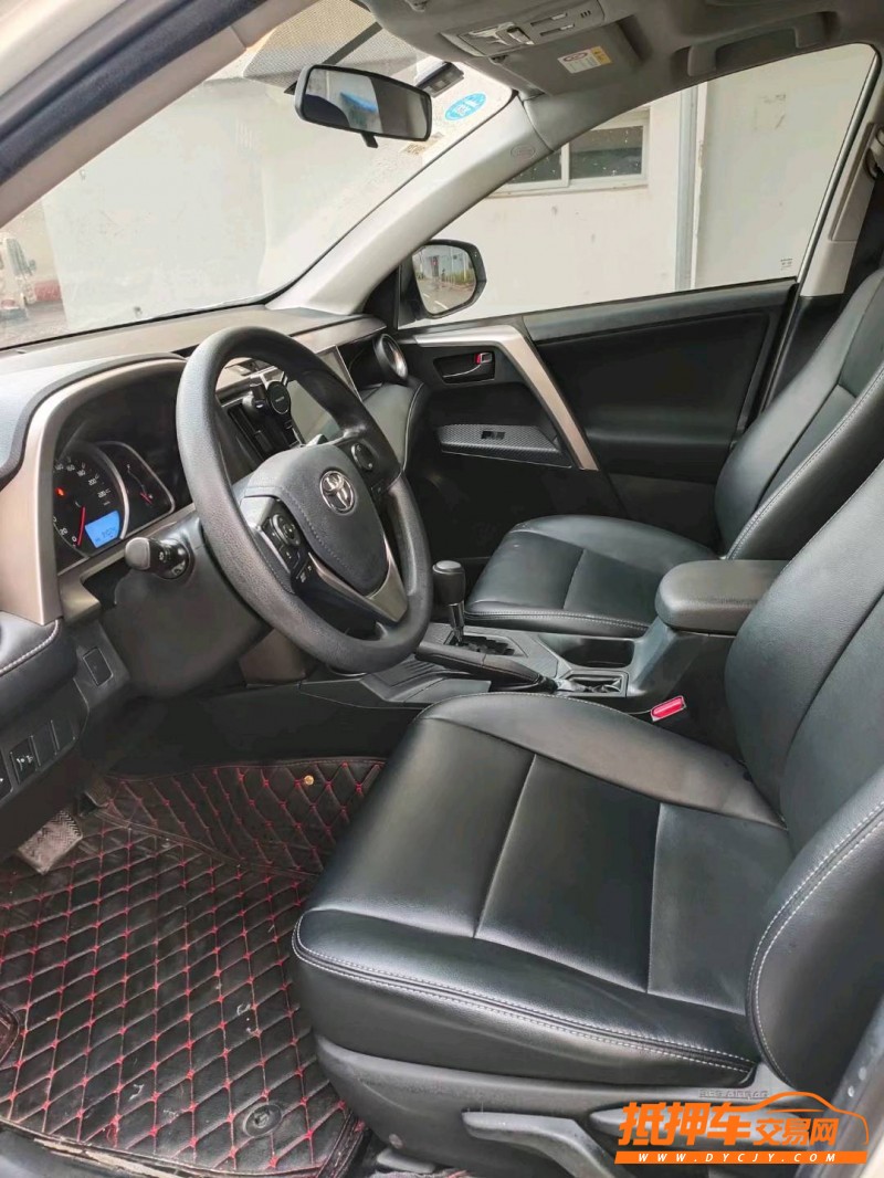 徐州16年丰田RAV4荣放6
