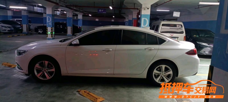 徐州18年别克君威5