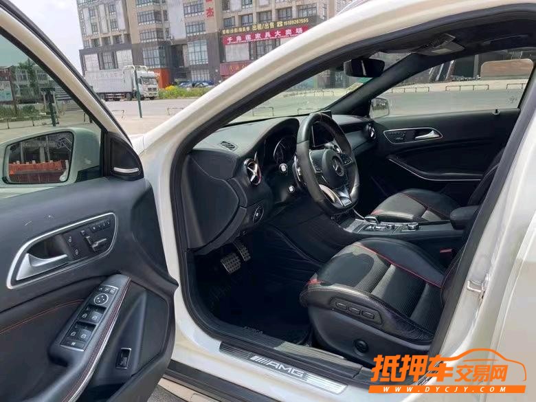 盐城16年奔驰GLA4