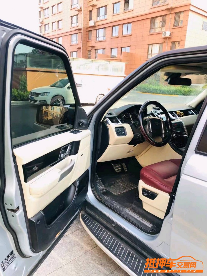 烟台09年路虎揽胜运动8