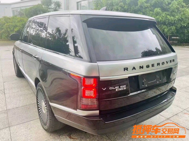 广州17年路虎揽胜行政8