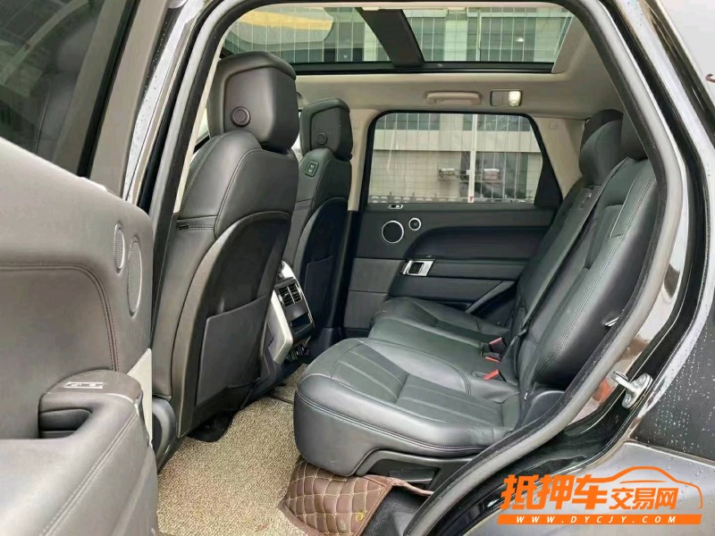 广州19年路虎揽胜运动8