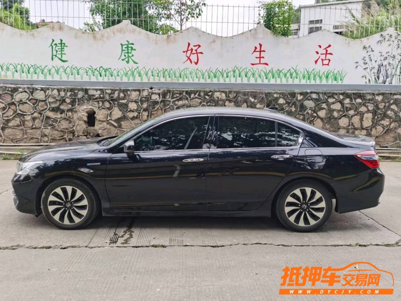 东莞18年本田雅阁5