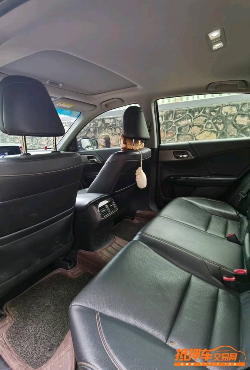 东莞18年本田雅阁7