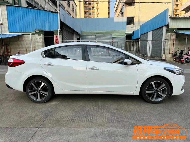 中山18年起亞K32