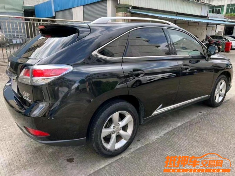 中山13年雷克萨斯RX3