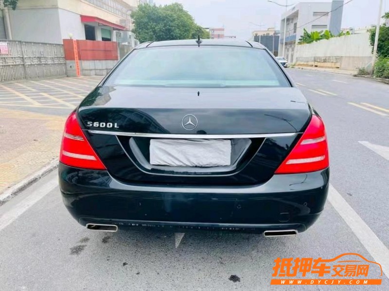 东莞13年奔驰S9