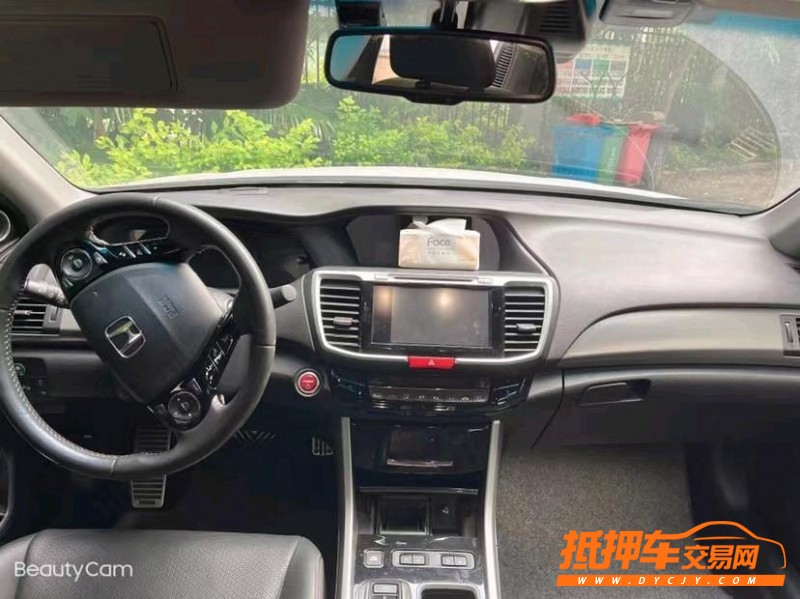 东莞17年本田雅阁4