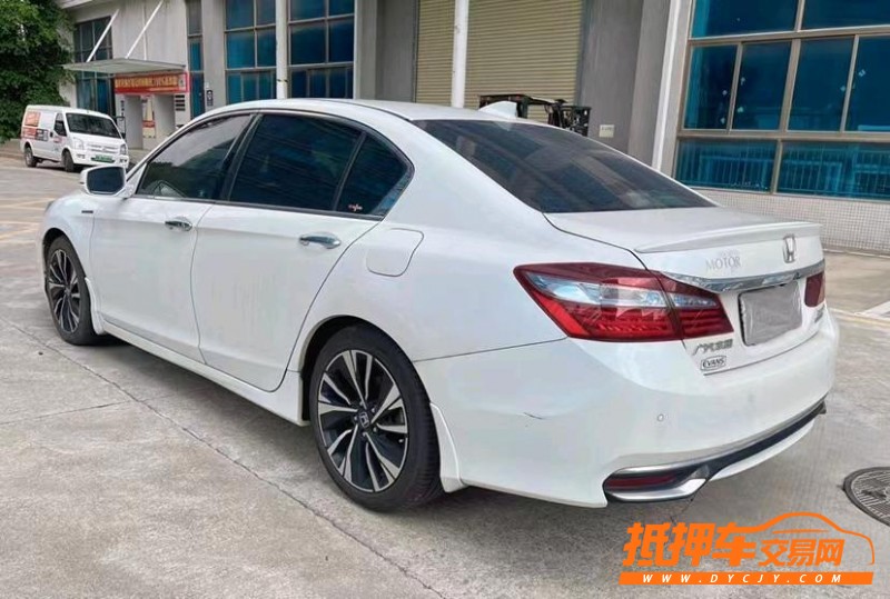 东莞17年本田雅阁7
