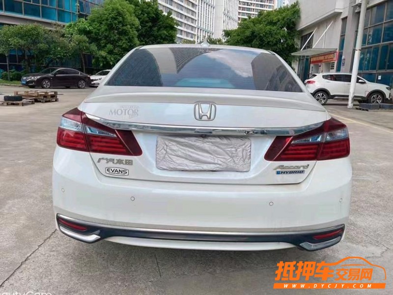 东莞17年本田雅阁9