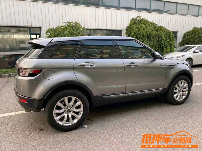 沈阳14年路虎极光3