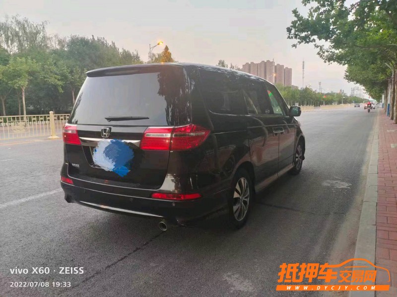 潍坊15年本田艾力绅6