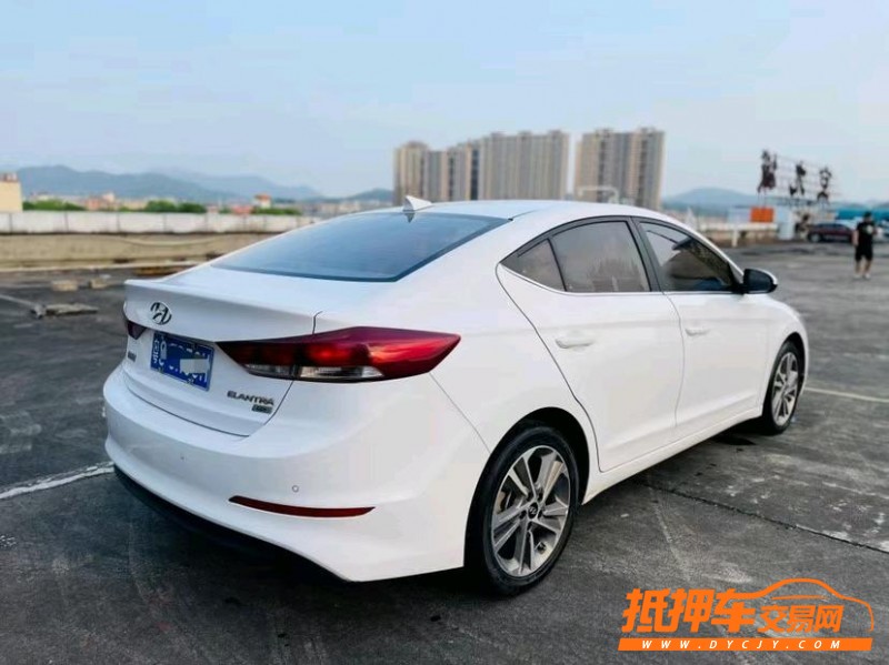 东莞17年现代领动7