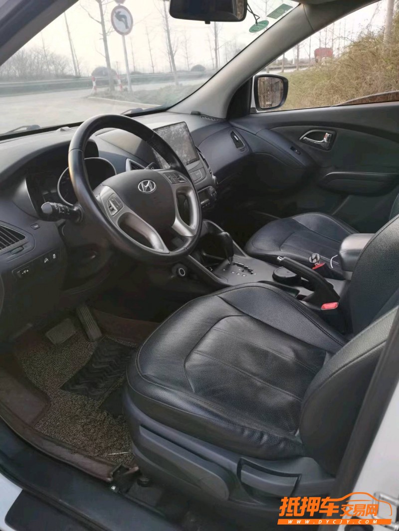 徐州17年现代ix359