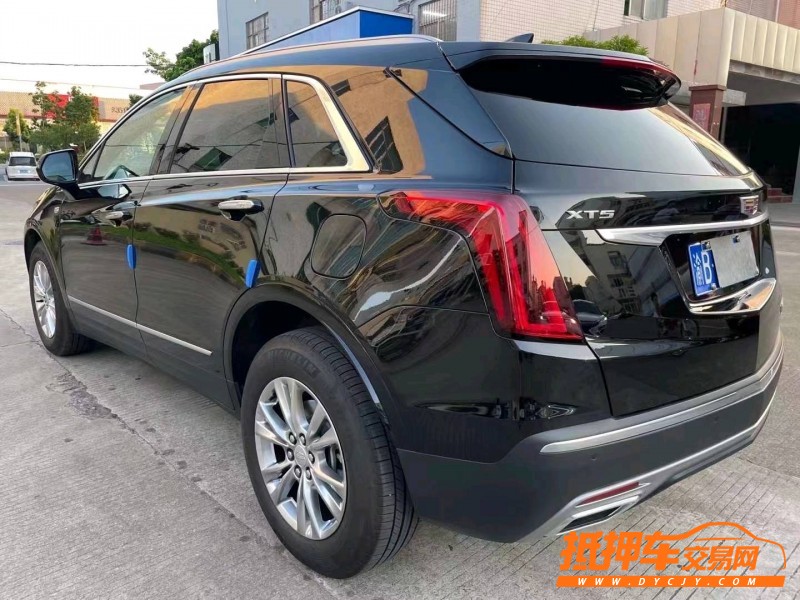 中山22年凯迪拉克XT56
