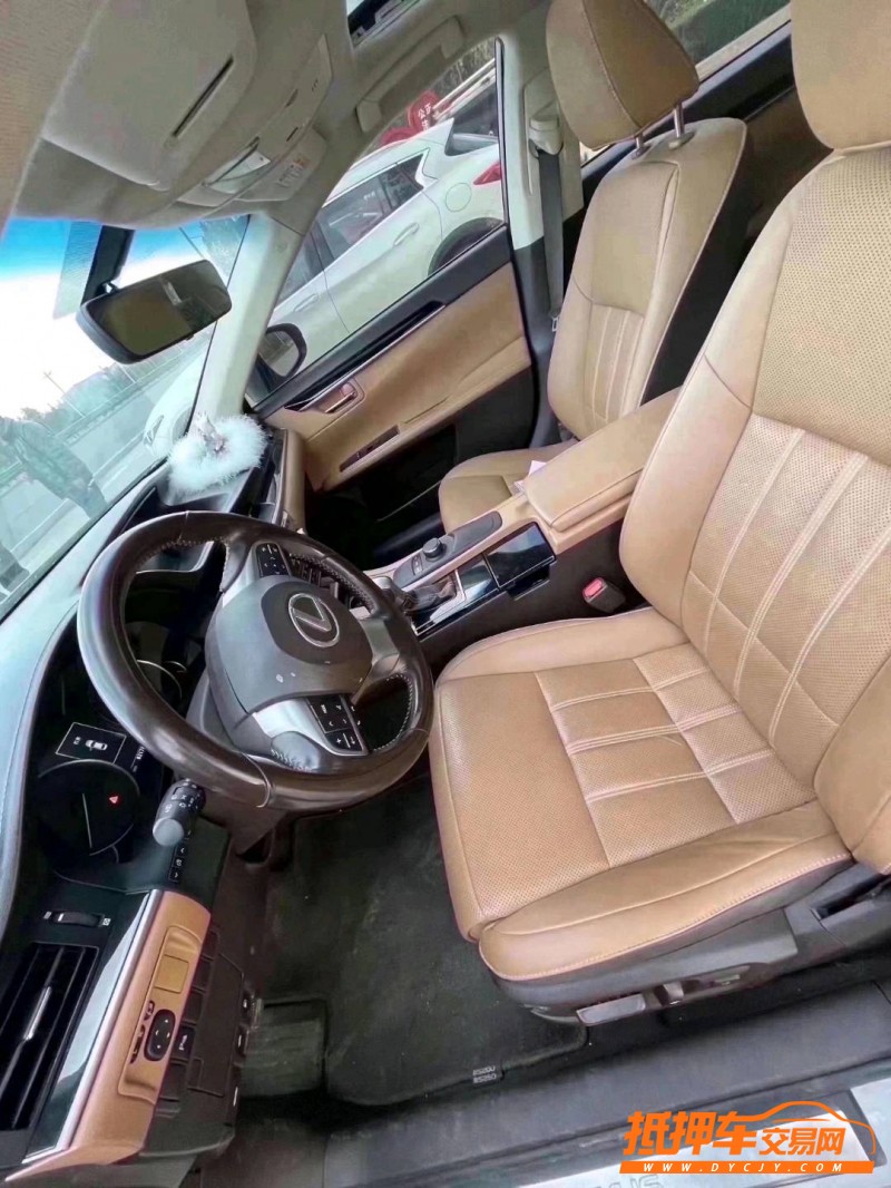 北京17年雷克萨斯ES1