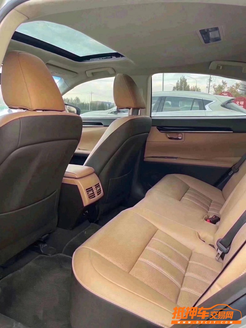 北京17年雷克萨斯ES5