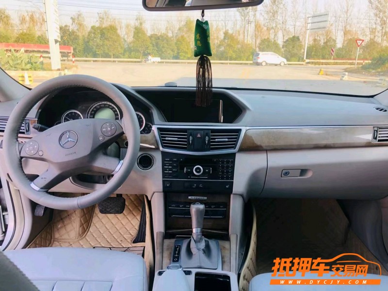 徐州10年奔驰E8