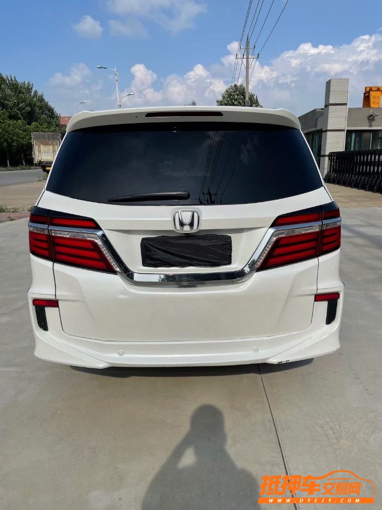 沈阳17年本田艾力绅2