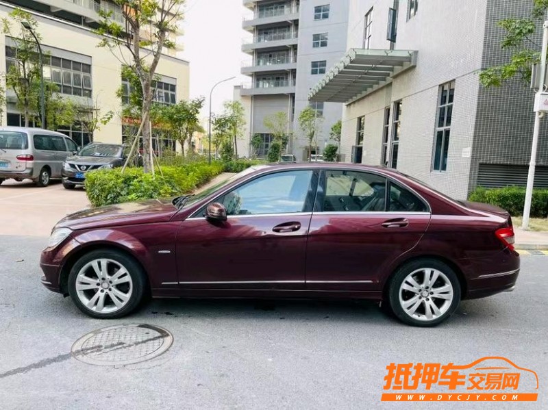 东莞11年奔驰C7