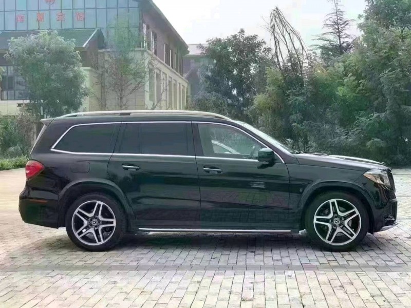 北京19年奔驰GLS3