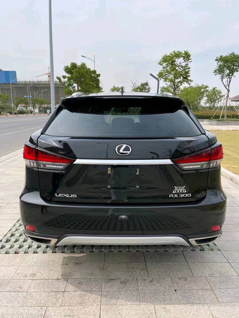 徐州20年雷克萨斯RX9