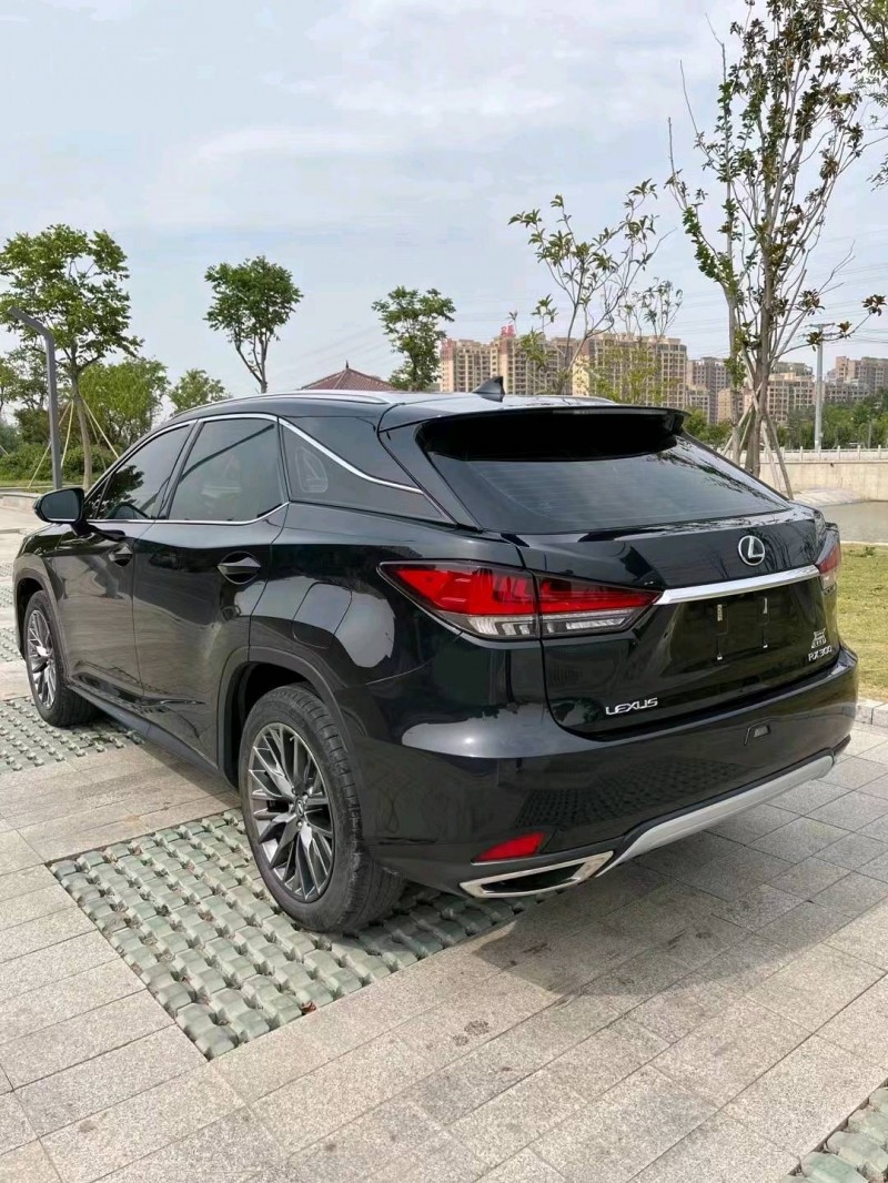 徐州20年雷克萨斯RX8