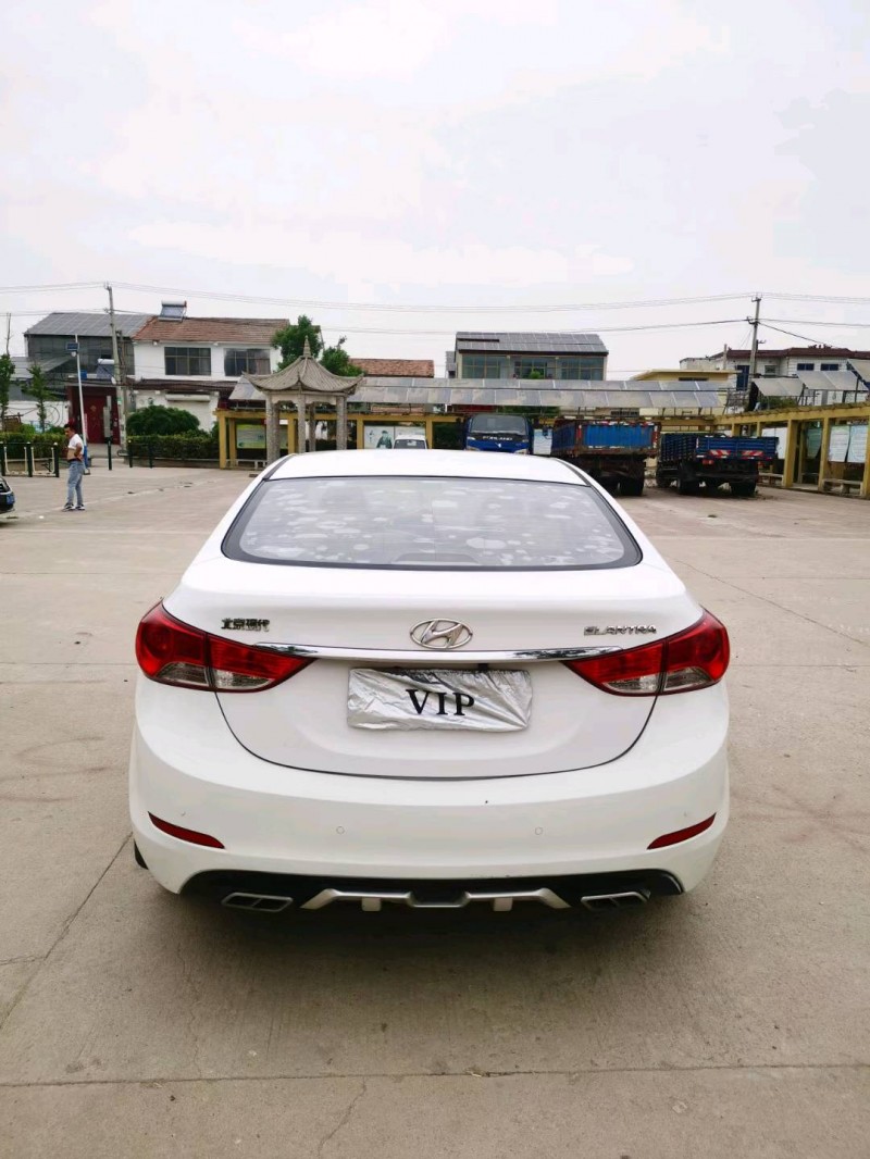 徐州14年现代朗动9