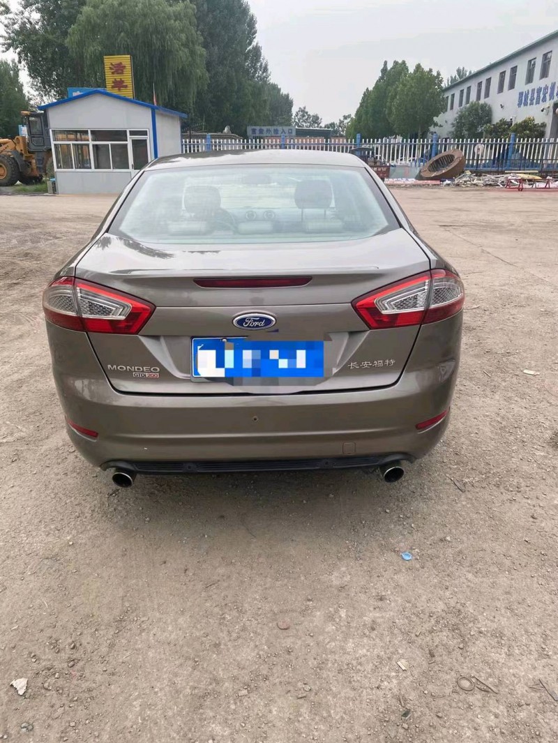 烟台13年福特蒙迪欧-致胜7