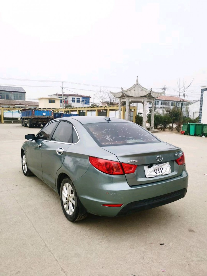 徐州15年北汽绅宝D508